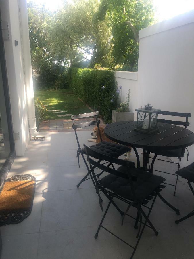 Table Mountain Guest Cottage With Private Garden Cidade Do Cabo Exterior foto